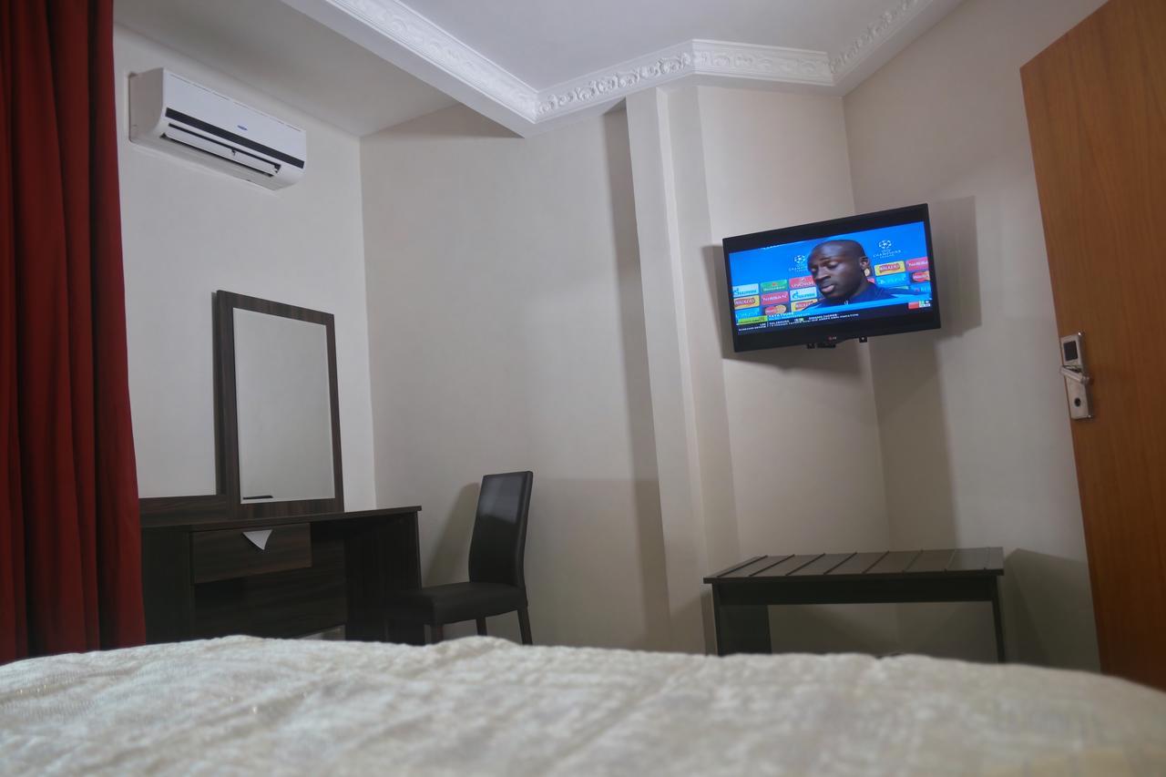 Noubou International Hotel Douala Eksteriør bilde