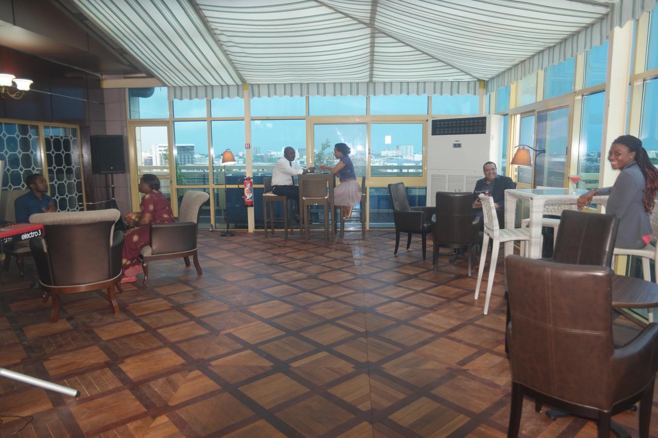 Noubou International Hotel Douala Eksteriør bilde