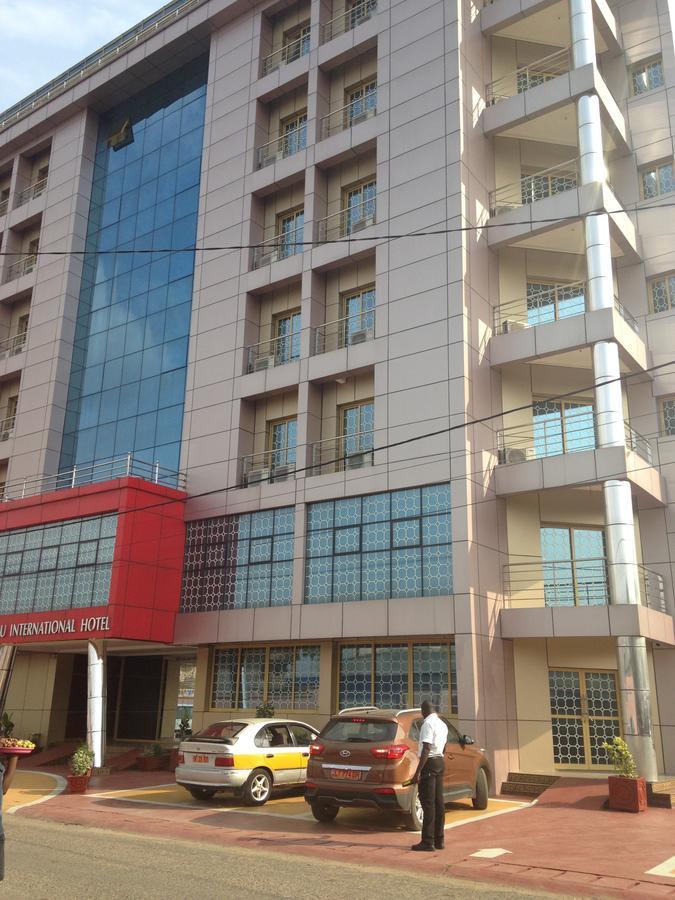 Noubou International Hotel Douala Eksteriør bilde