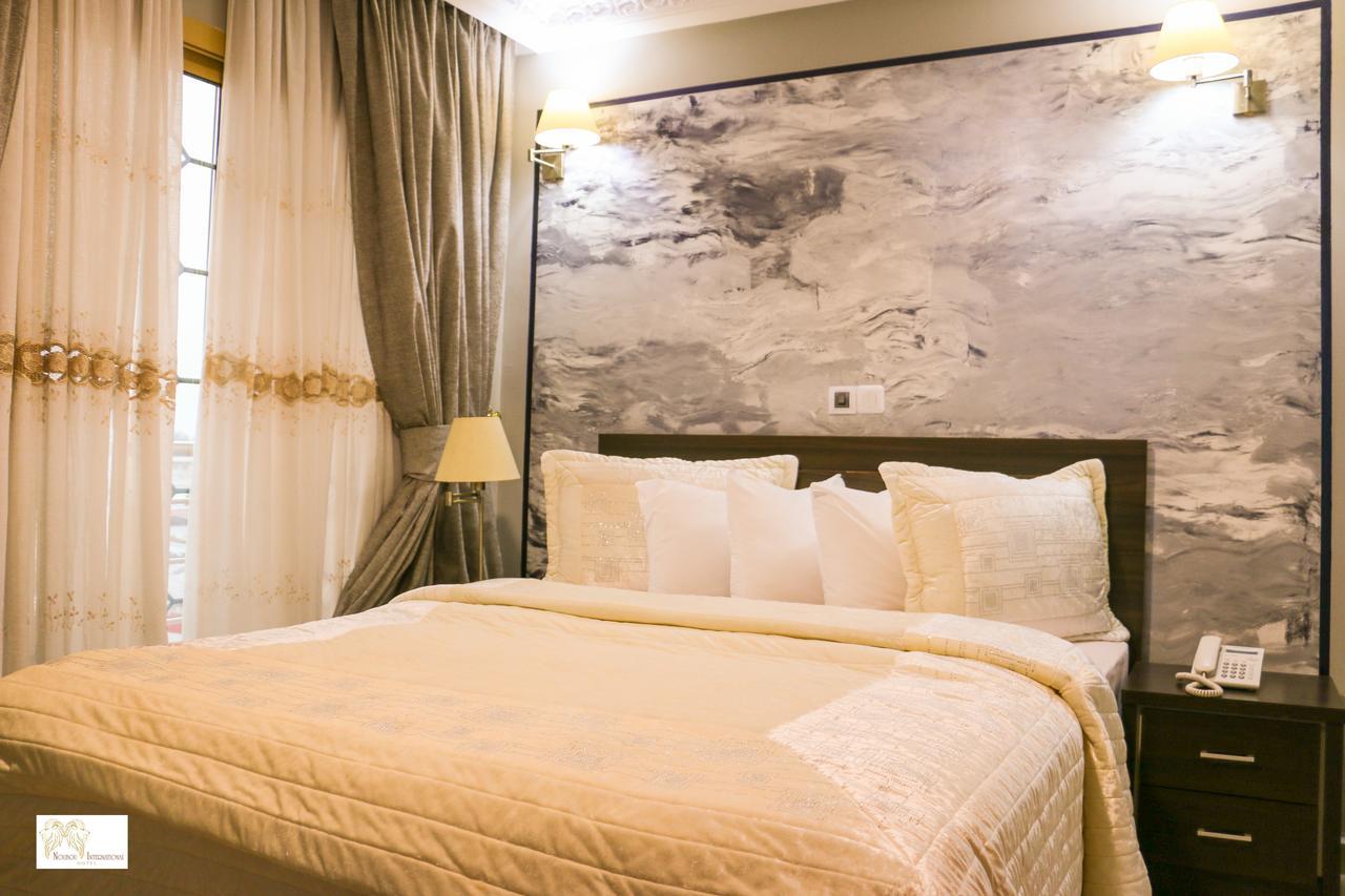 Noubou International Hotel Douala Eksteriør bilde
