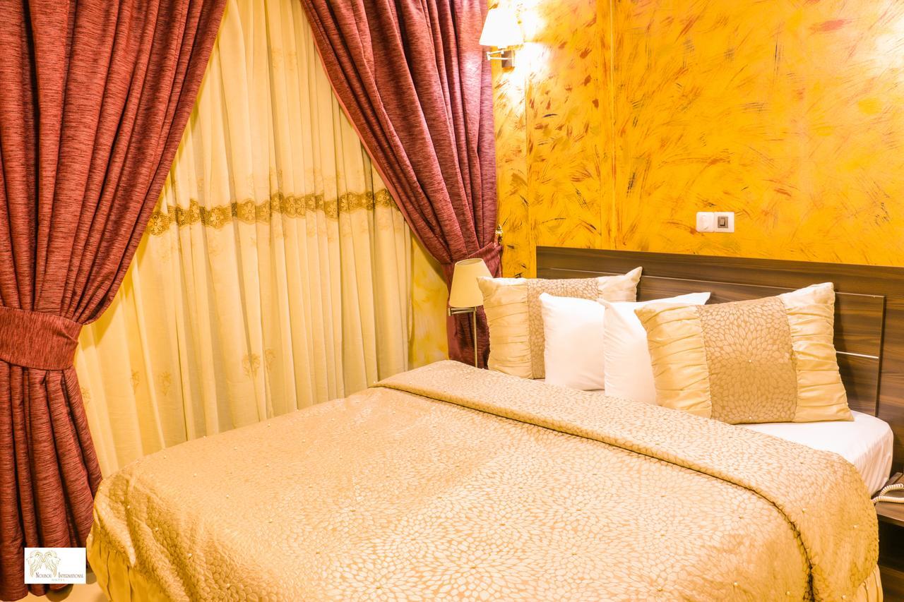 Noubou International Hotel Douala Eksteriør bilde